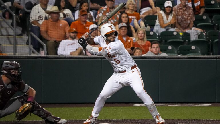 1) Texas Longhorns
