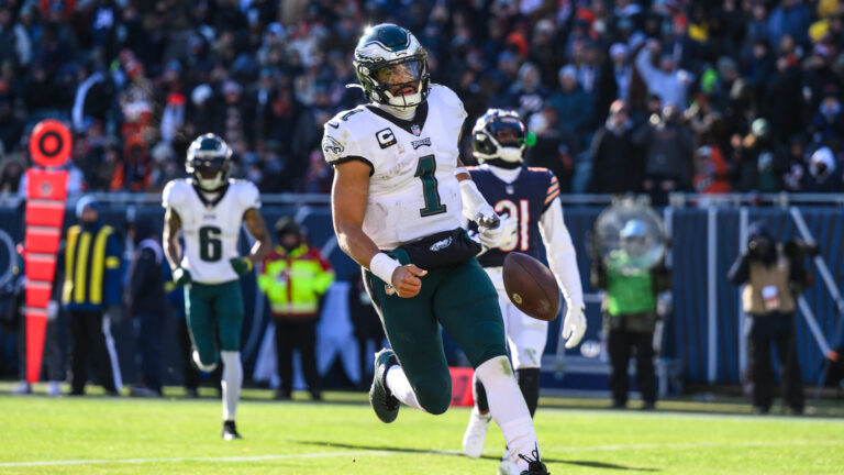 9) Chicago Bears vs. Philadelphia Eagles - Week 13
