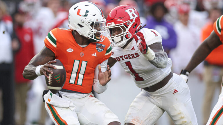 27. Mohamed Toure, LB