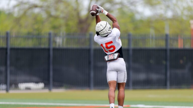23. Ty Williams, S