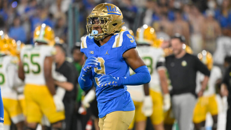 35. Dermaricus Davis, QB