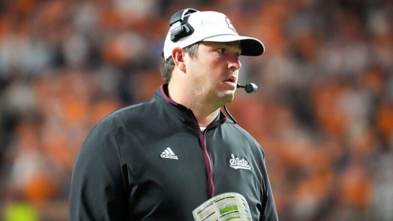 16) Mississippi State Bulldogs