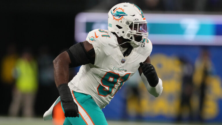 135. Emmanuel Ogbah, EDGE