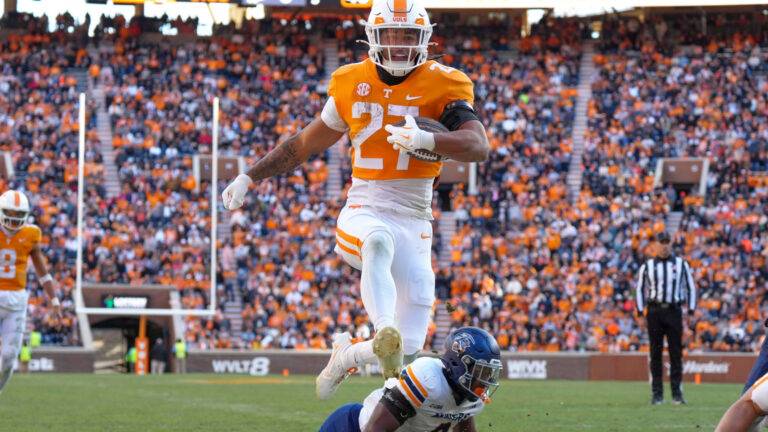 74. Peyton Lewis - Tennessee Volunteers
