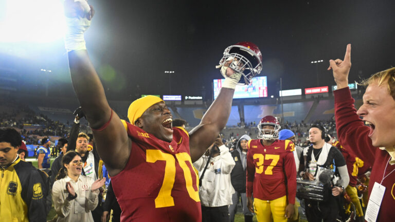 28. Emmanuel Pregnon - Oregon Ducks