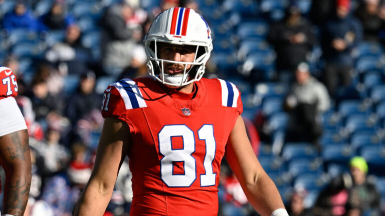 122. Austin Hooper, TE