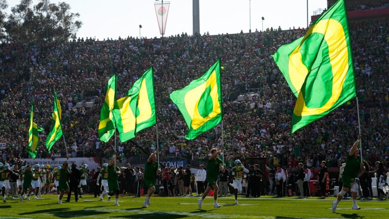 6. Oregon Ducks