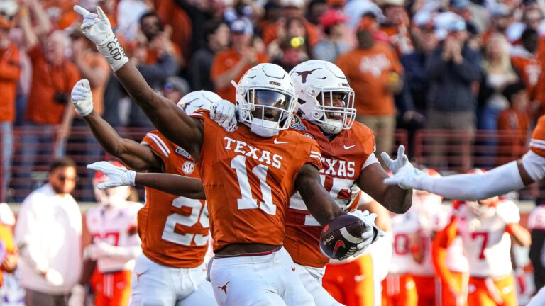 2. Texas Longhorns