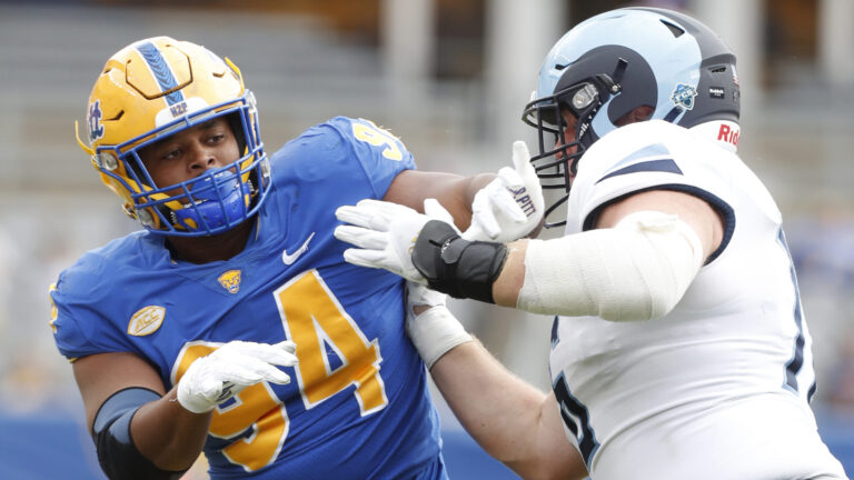 34) DL Elliot Donald, Pitt