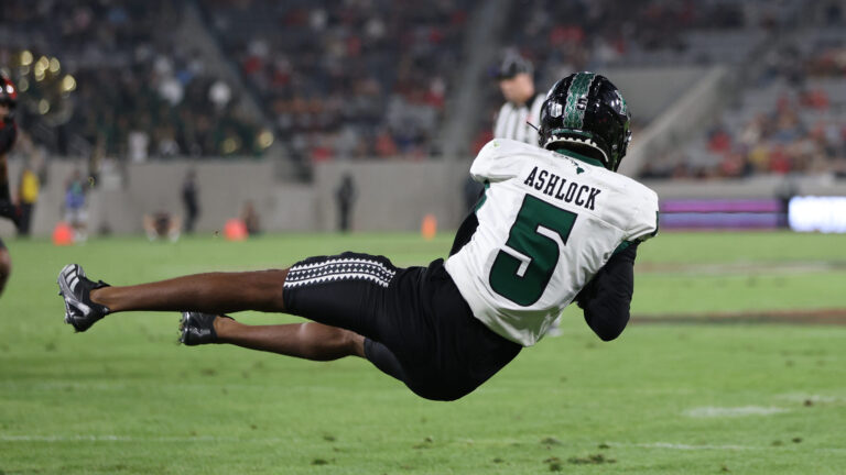 92. Pofele Ashlock - Hawaii Rainbow Warriors