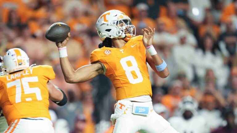 3) Nico Iamaleava, Quarterback