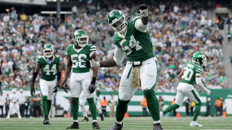 147. Javon Kinlaw, DT