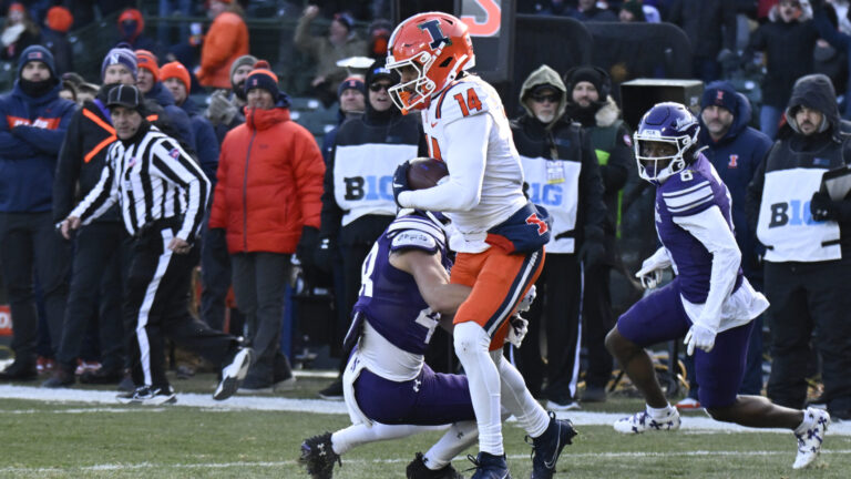 29) Xavier Scott, Illinois