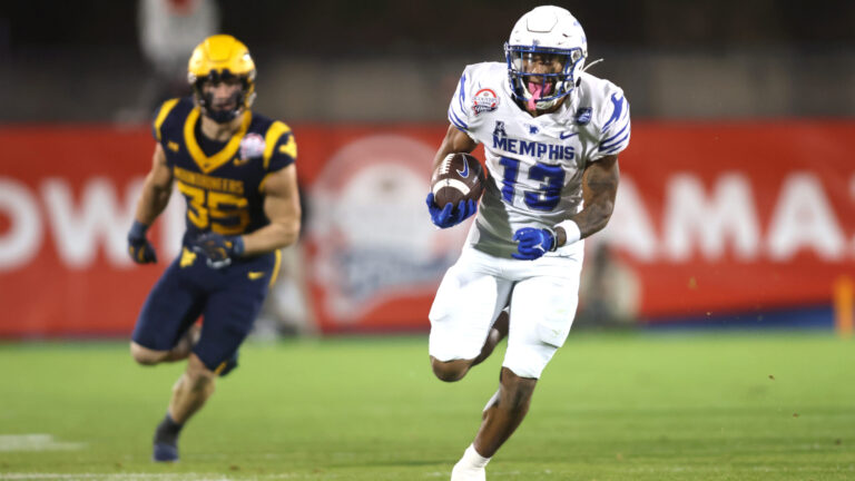82. Greg Desrosiers - Memphis Tigers