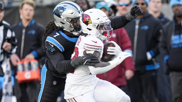 17. Jadeveon Clowney, DE
