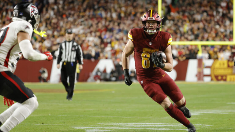 154. John Bates, TE