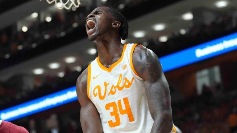 6) Tennessee at Syracuse - December 2