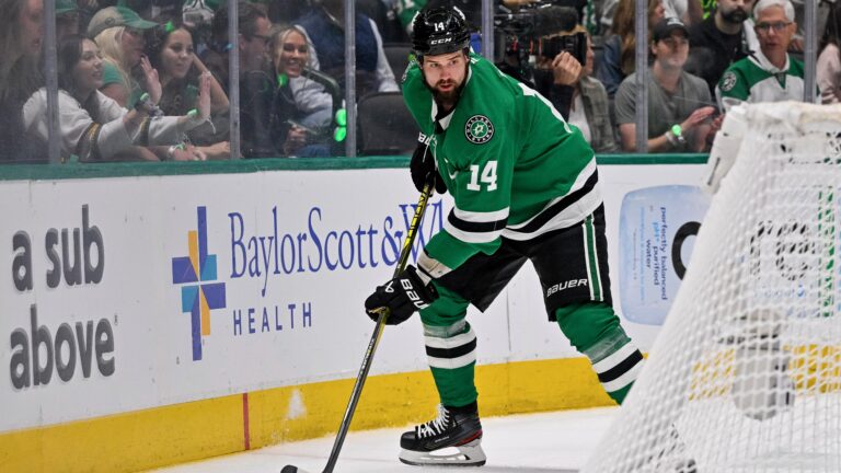 21. Jamie Benn