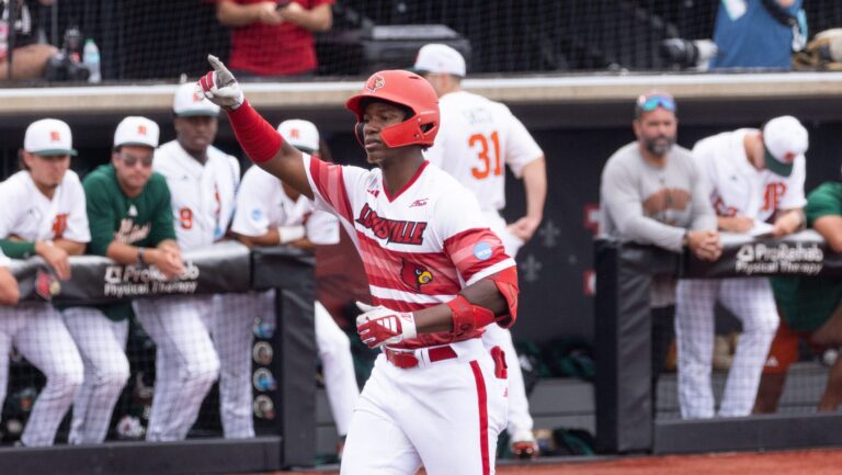 6) Louisville Cardinals (Previous Rank: 11)