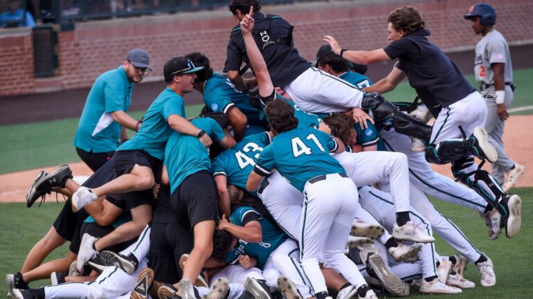4) Coastal Carolina Chanticleers (Previous Rank: 8)