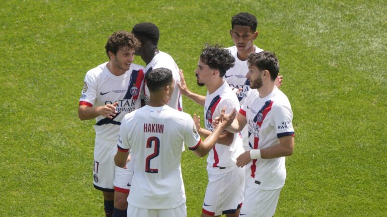 Quarterfinal: PSG over Bayern