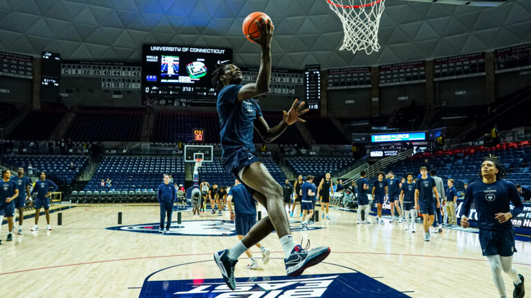 92) C Youssouf Singare, UConn