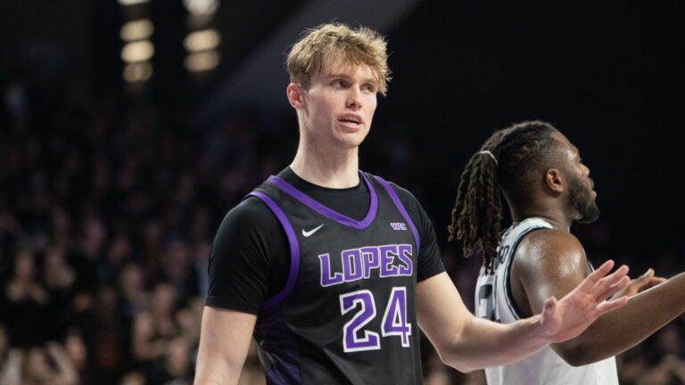 182) Duke Brennan, Grand Canyon --> Villanova