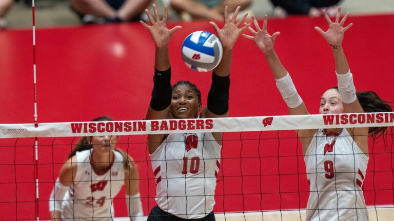 88. Devyn Robinson (Volleyball)