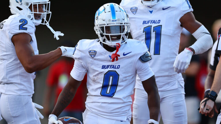 115. Victor Ross - Buffalo Bulls