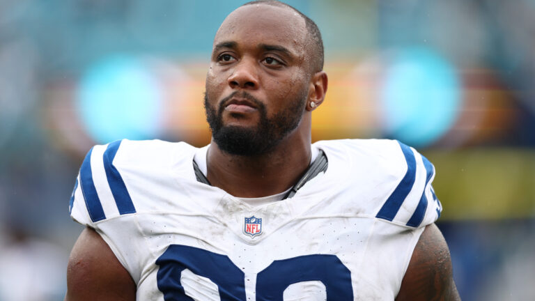 49. Raekwon Davis, DT