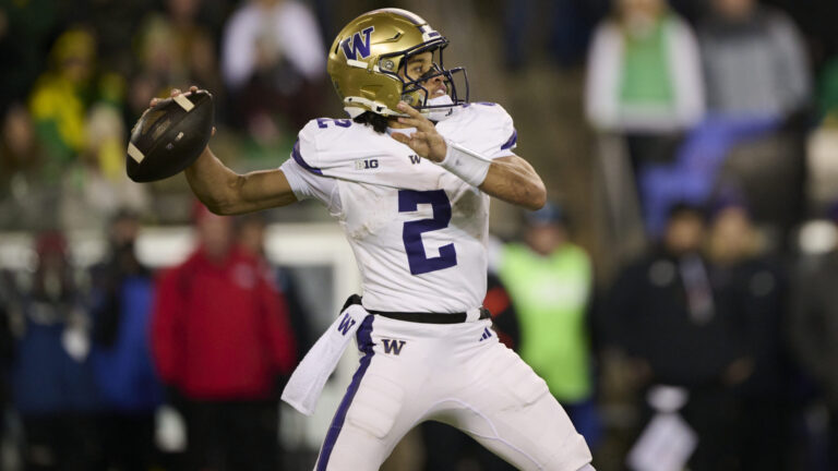 34. Washington Huskies