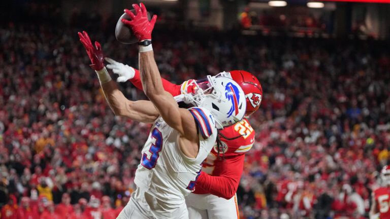 164. Mack Hollins