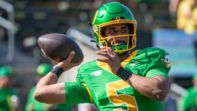 5) Oregon Ducks
