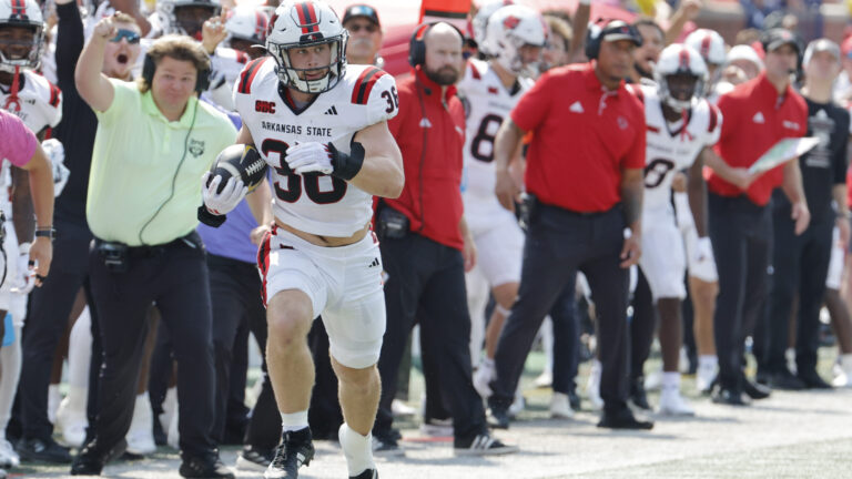 75. Arkansas State Beavers