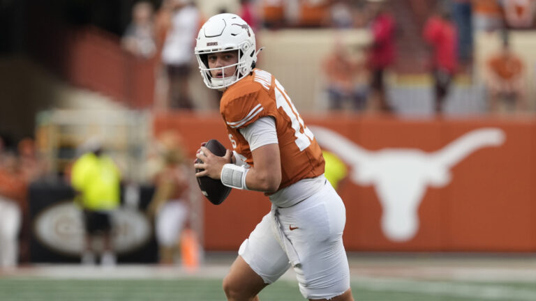 1) Texas Longhorns
