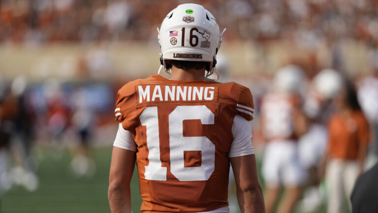 1) Texas Longhorns