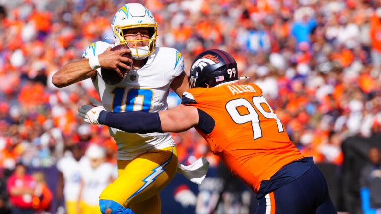 90) DL Zach Allen, Denver Broncos