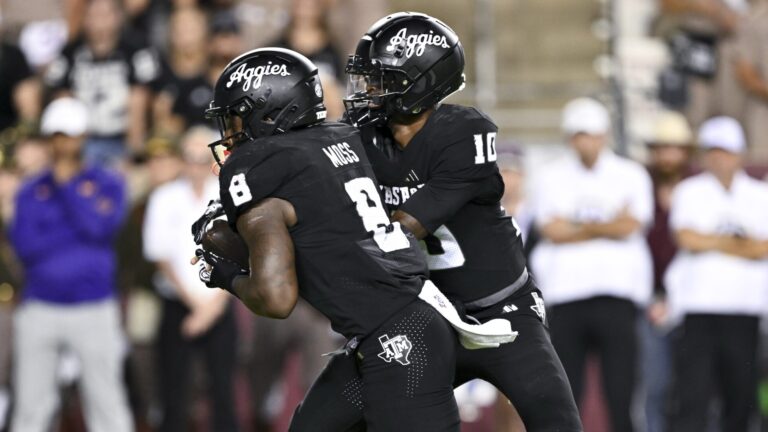 19) Texas A&M Aggies