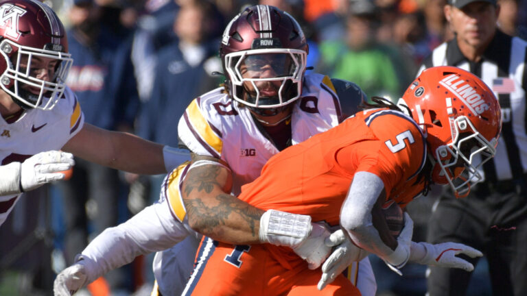 28. Anthony Smith - Minnesota Golden Gophers