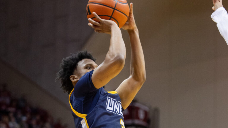120) G Kenyon Giles, UNC Greensboro