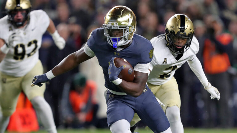 5) Notre Dame Fighting Irish