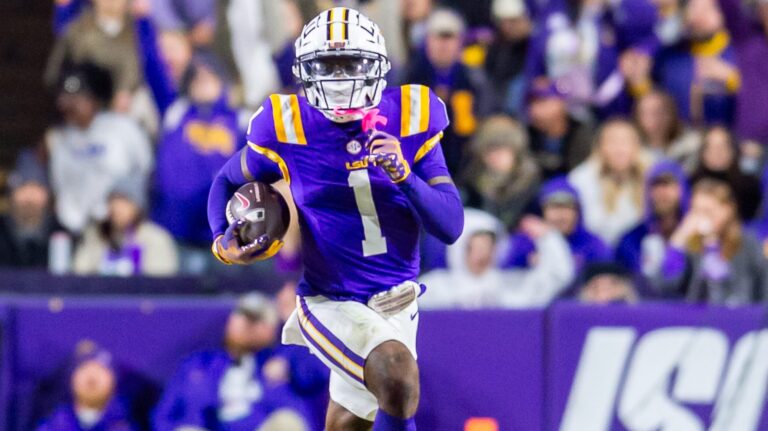 8) LSU Tigers