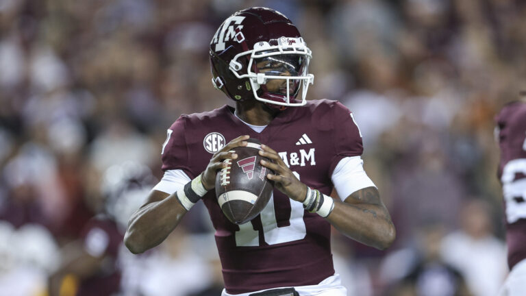 16) Texas A&M Aggies