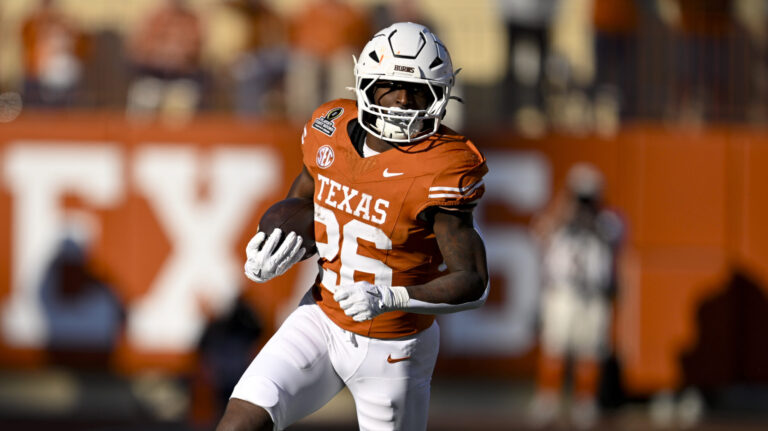 6 Seed: Texas Longhorns