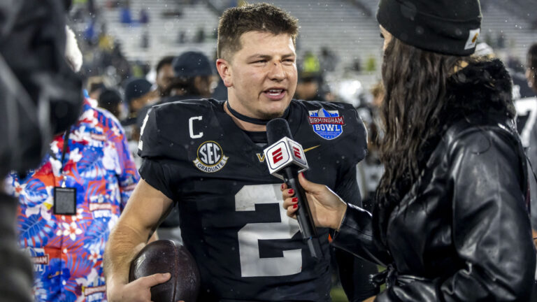66. Vanderbilt Commodores