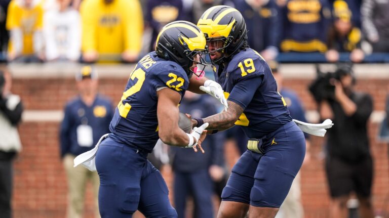 14) Michigan Wolverines