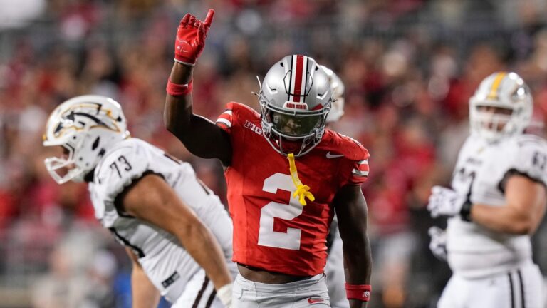3) Ohio State Buckeyes