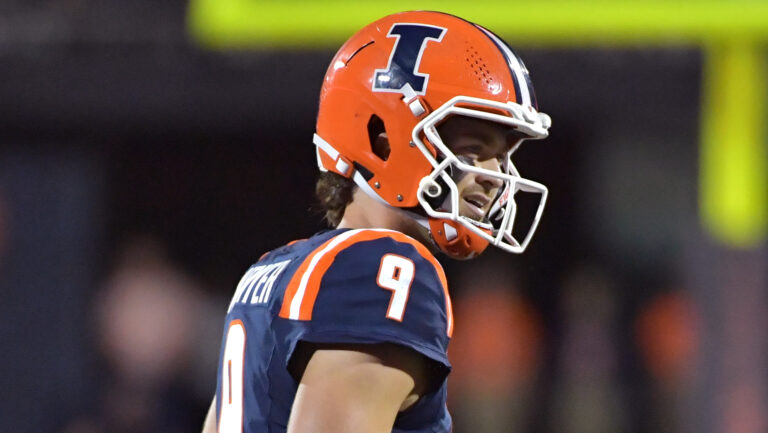 9) Illinois Fighting Illini