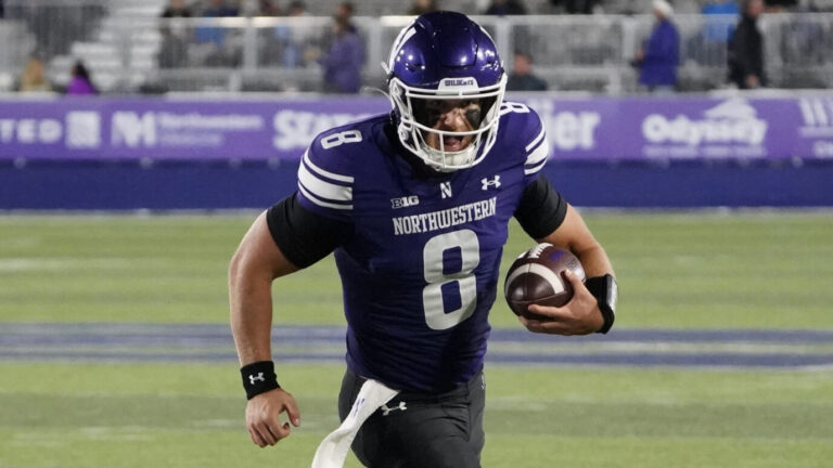 11) Northwestern Wildcats