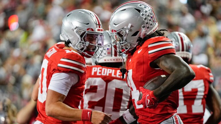 2) Ohio State Buckeyes